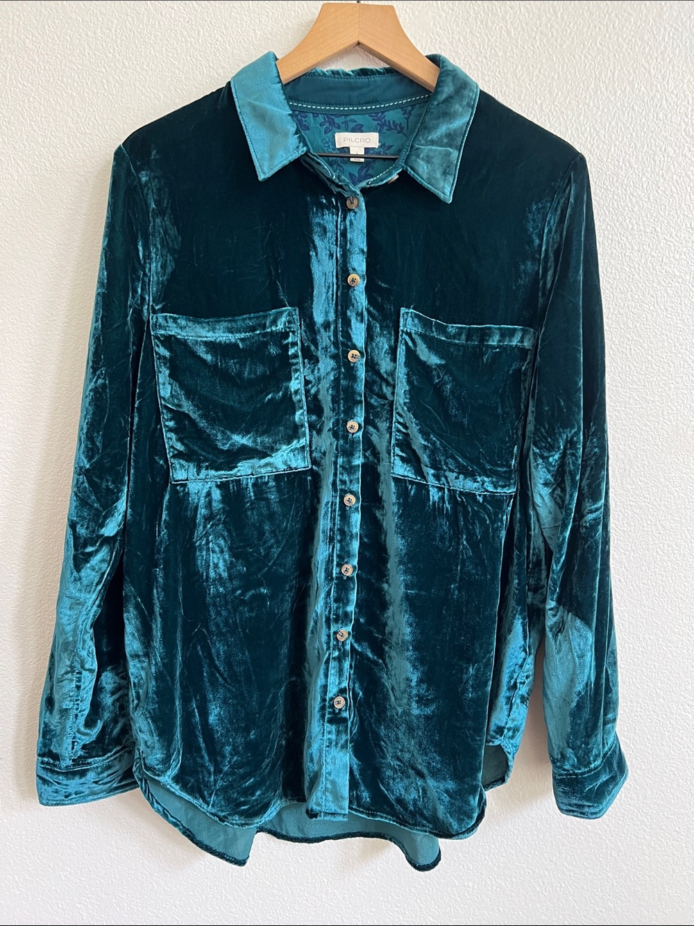 PILCRO Anthropologie Relaxed Velvet Button-Down LS Shirt Emerald Green Women L - Picture 5 of 14